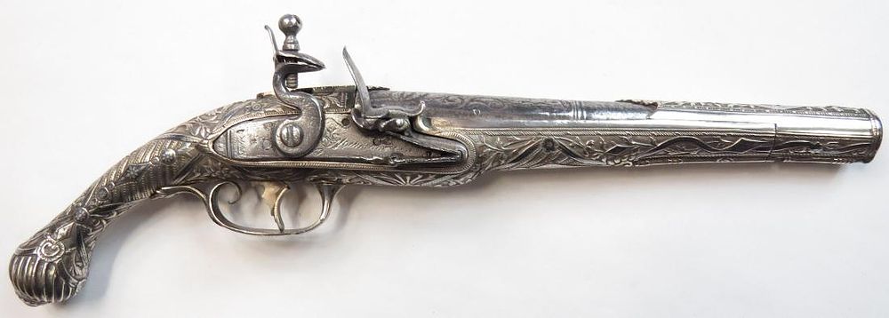 Lot 315: A GREEK FLINTLOCK KOMPOURA PISTOL