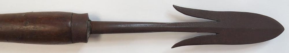 Lot 348: A PHILIPPINES FALFEG SPEAR