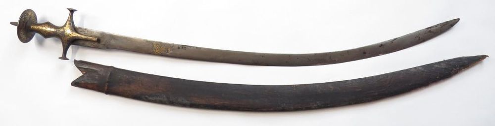 Lot 368: AN INDIAN TULWAR SWORD
