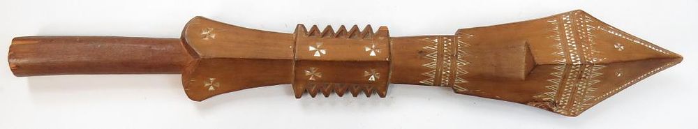 Lot 482: A SAMOAN WARCLUB