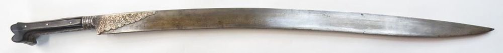 Lot 526: AN ALGERIAN YATAGHAN SWORD