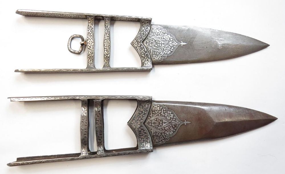 Lot 581: A PAIR OF INDIAN NESTING KATAR DAGGERS