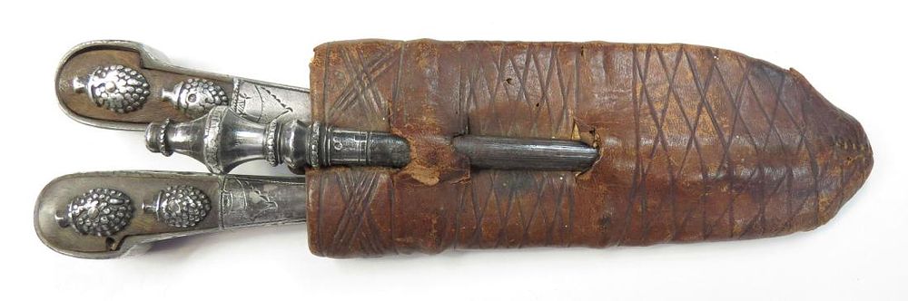 Lot 203: A GERMAN HUNTING TROUSSE