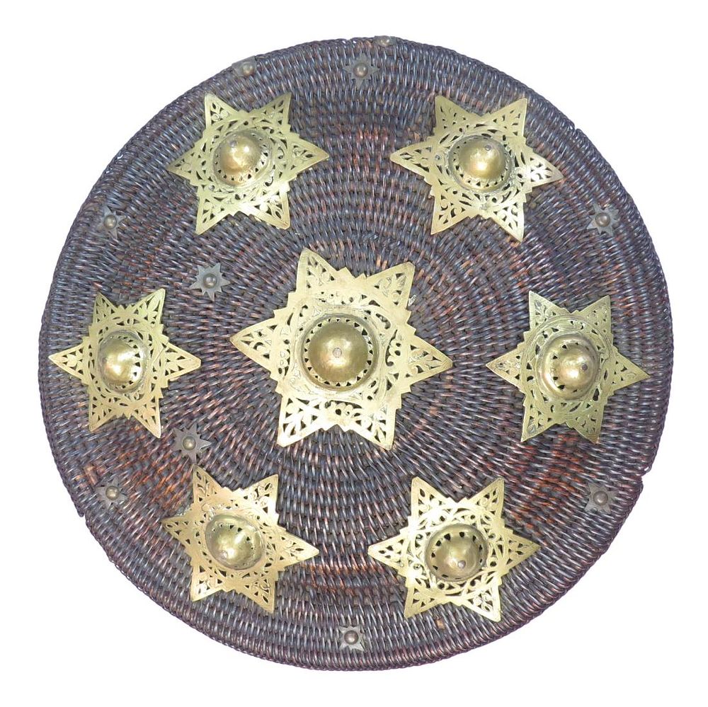 Lot 218: A RARE ACEHNESE PEURISE AWE SHIELD