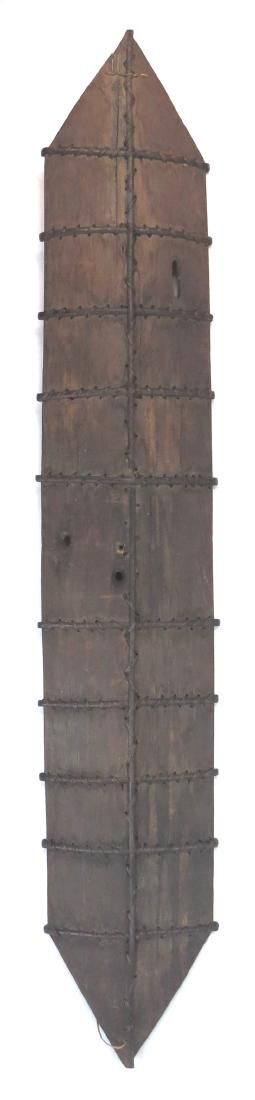 Lot 244: A RARE DAYAK KLIAU SHIELD