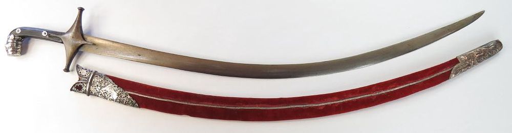 Lot 300: A RARE INDIAN SHAMSHIR