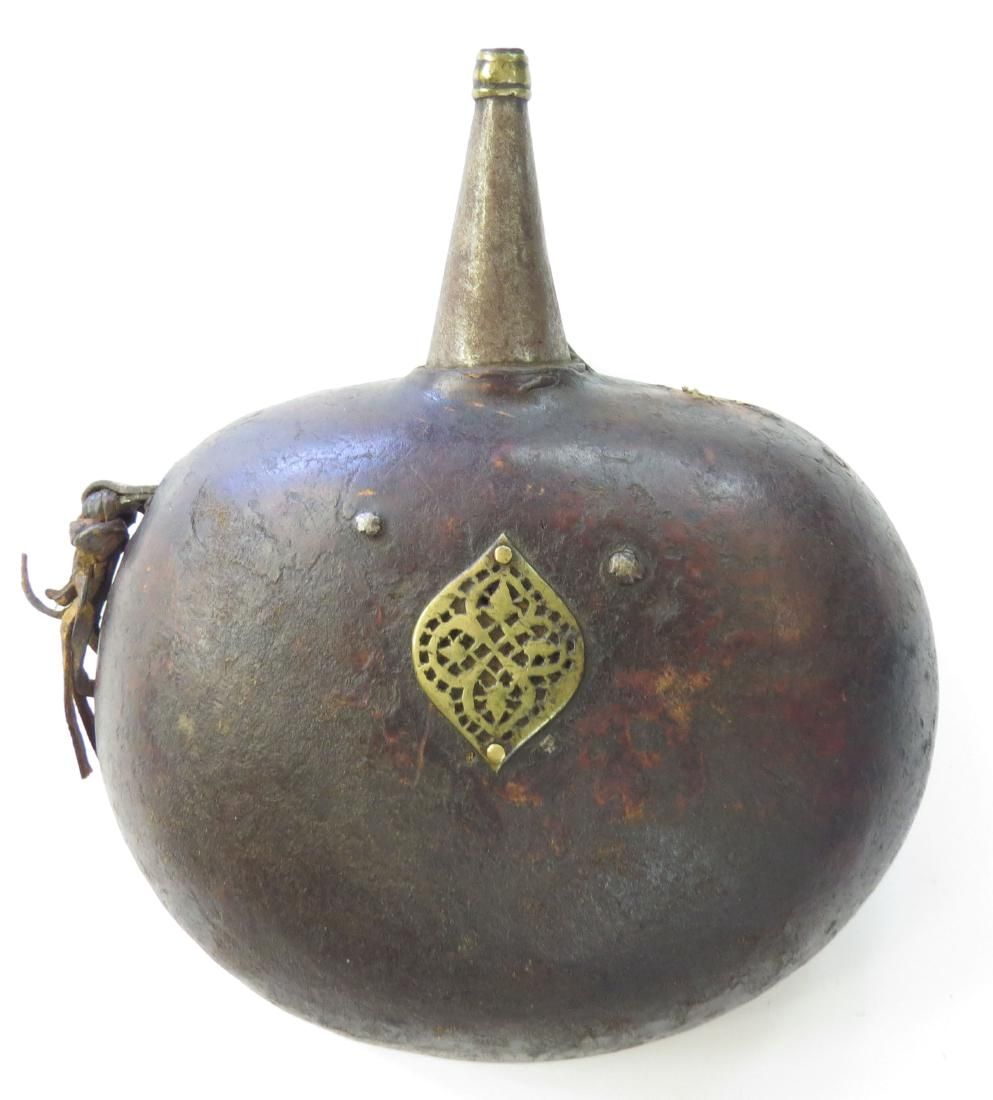 Lot 332: A CENTRAL ASIAN POWDER FLASK
