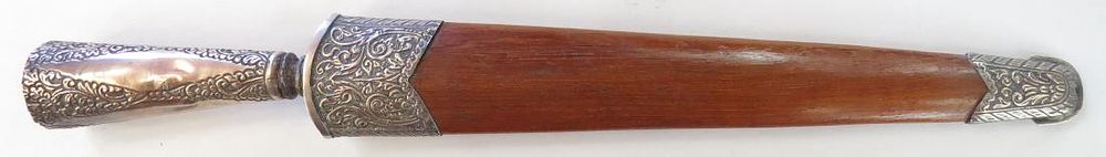 Lot 345: AN INDONESIAN TOMBAK SPEARHEAD