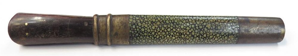 Lot 423: A CHINESE DAGGER