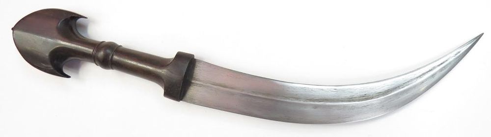 Lot 451: AN IRAQI DAGGER