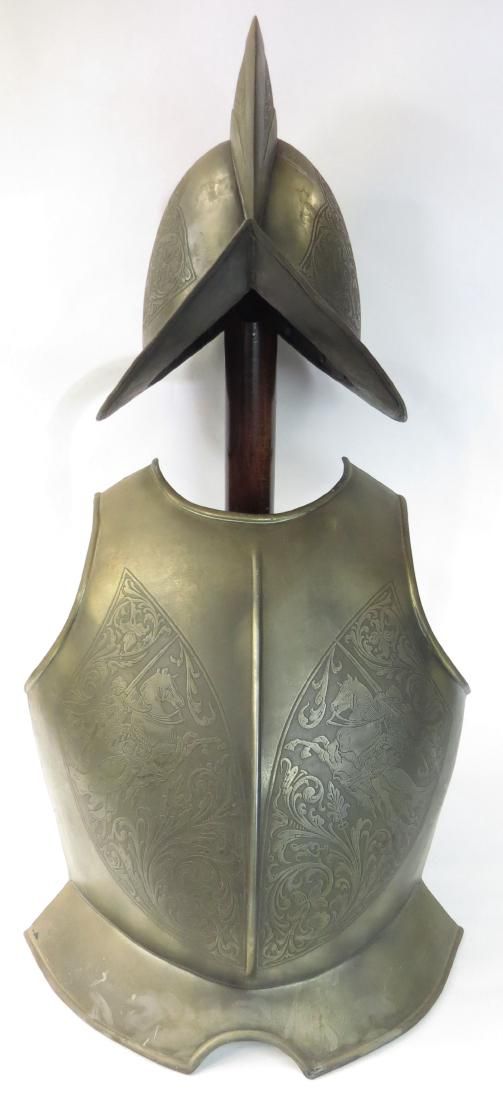 Lot 456: A SPANISH ARMOR SET