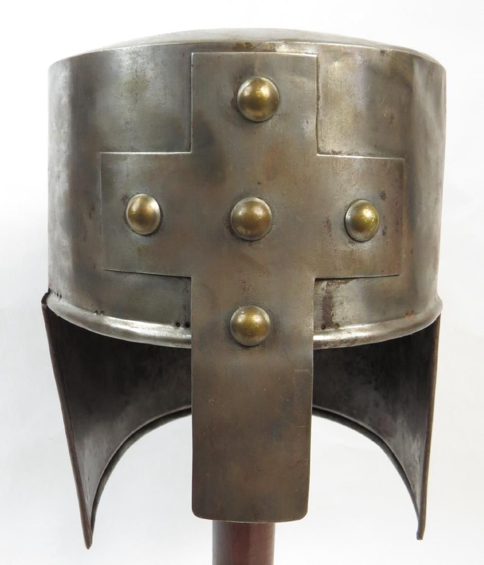 Lot 462: A VICTORIAN-ERA TEMPLARS HELMET