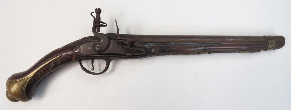 Lot 475: AN OTTOMAN FLINTLOCK KUBUR PISTOL