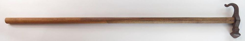 Lot 484: A HUNGARIAN FOKOS AXE