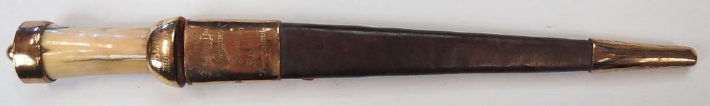 Lot 155: A SCOTTISH HIGHLAND DIRK DAGGER