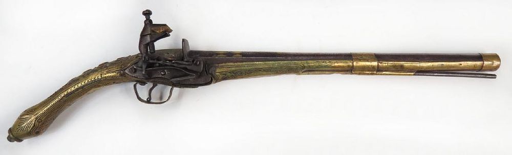 Lot 171: AN OTTOMAN KUBUR PISTOL