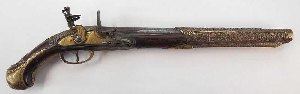 Lot 200: AN OTTOMAN KUBUR FLINTLOCK PISTOL