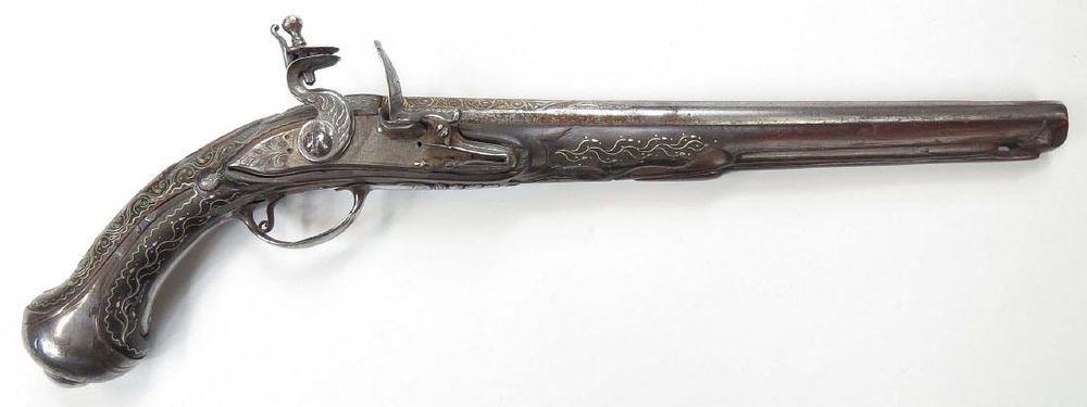 Lot 219: AN OTTOMAN KUBUR PISTOL