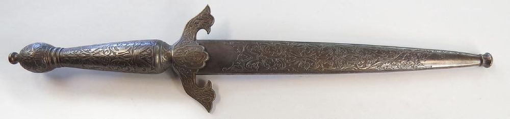 Lot 284: A RARE TOLEDO DAGGER