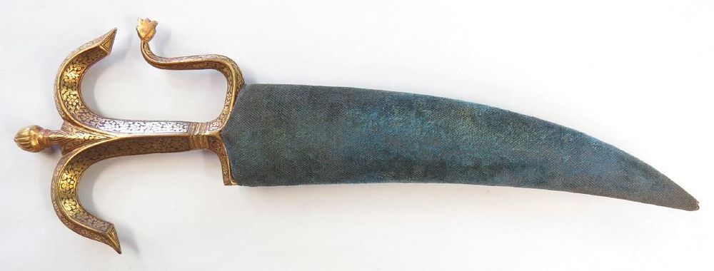Lot 309: AN INDIAN CHILANUM DAGGER