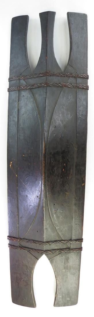 Lot 319: A RARE PHILIPPINES SHIELD