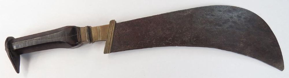 Lot 335: A SOUTH INDIAN AYDA KATTI SWORD
