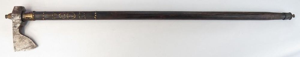 Lot 419: A HUNGARIAN FOKOS AXE
