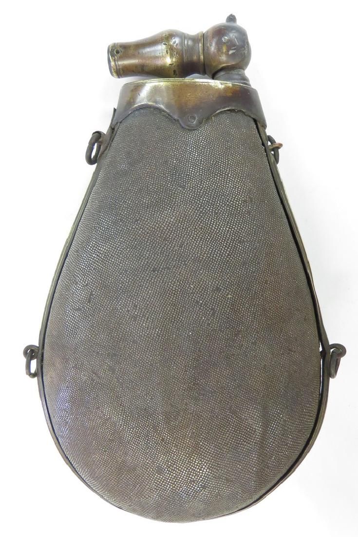 Lot 420: A RARE EASTERN EUROPEAN POWDER FLASK