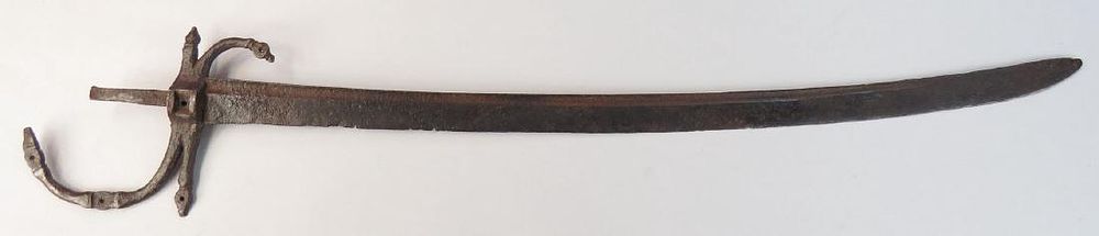 Lot 435: A RELIC GERMAN HUNTING SWORD