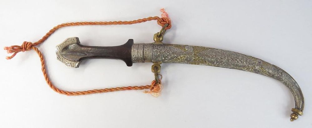 Lot 477: A MOROCCAN KOUMIYYA DAGGER