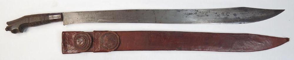 Lot 484: A PHILIPPINES SWORD
