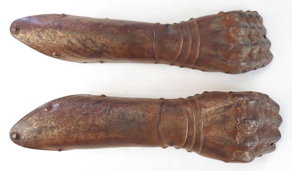 Lot 537: A PAIR OF VICTORIAN DISPLAY GAUNTLETS