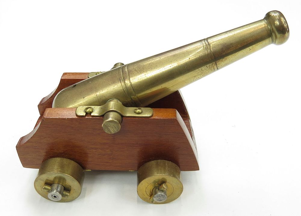 Lot 242: A BLACK POWDER SIGNAL CANNON