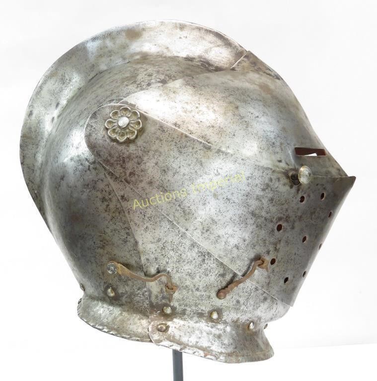 Lot 181: A RARE NORTHERN EUROPEAN CLOSE HELMET