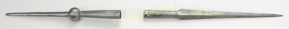 Lot 204: A RARE INDIAN SPEARHEAD AND BUTT SET