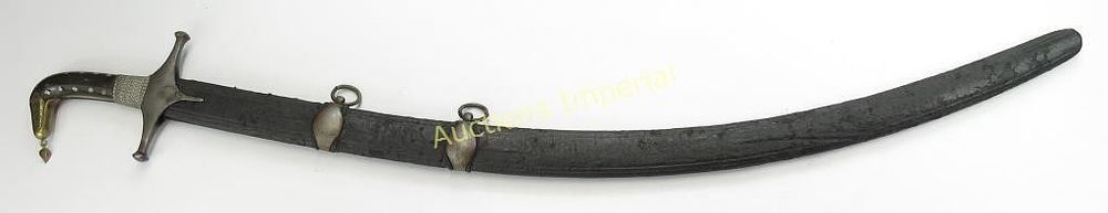 Lot 210: A FINE SYRIAN SHAMSHIR SWORD