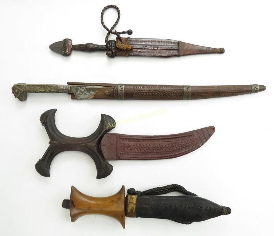 Lot 295: FOUR ASSORTED ANTIQUE ARMS