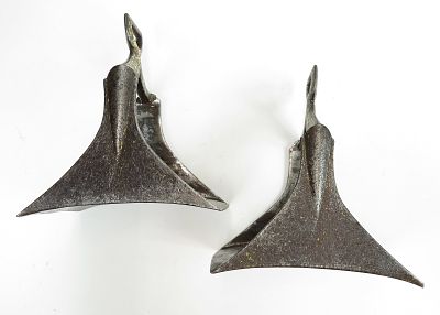 A PAIR OF OTTOMAN STIRRUPS. Likely North African, wrought of steel and elaborately inlaid in 