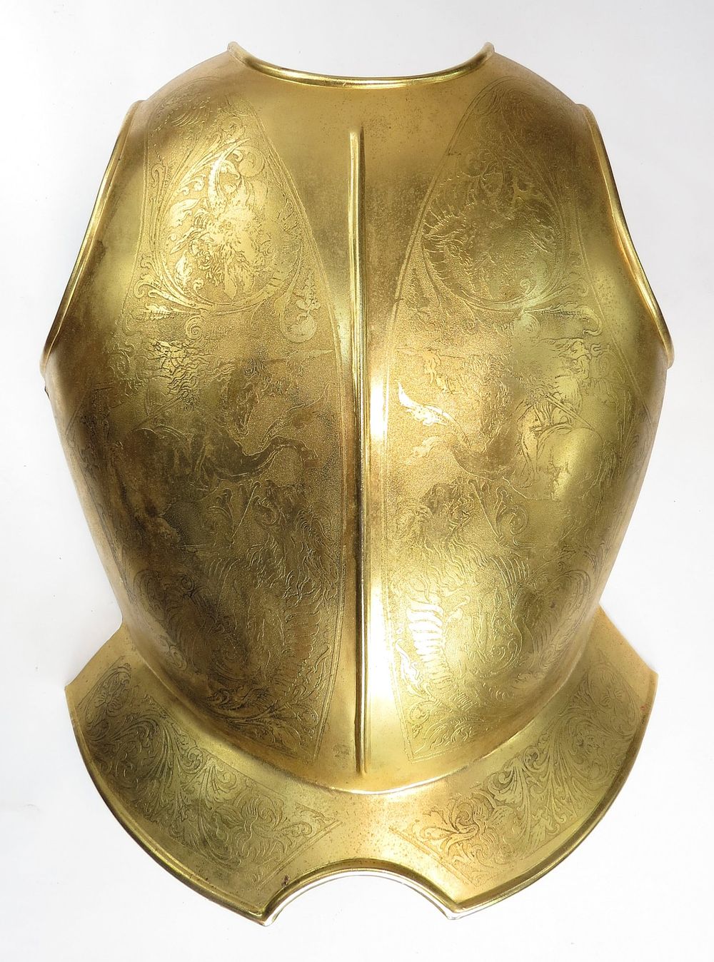 Lot 184: A FINE VICTORIAN BREASTPLATE BY ERNST SCHMIDT