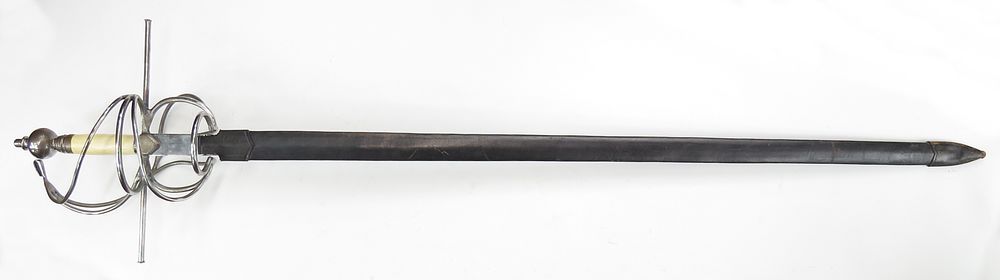 Lot 5: A CONTEMPORARY SWEPTHILT RAPIER SWORD