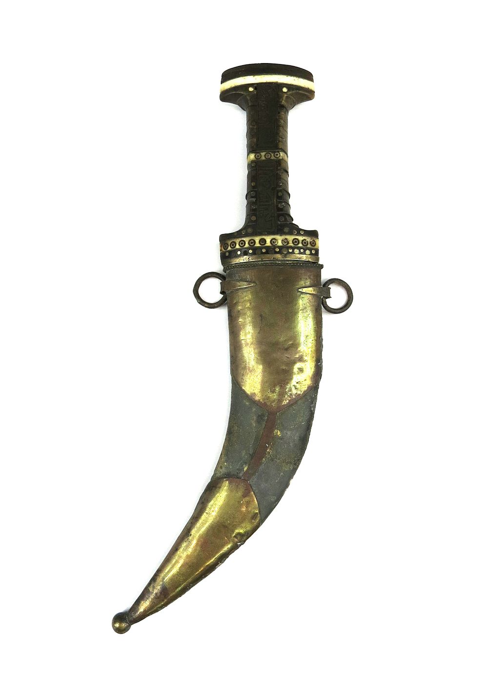 Lot 16: A SYYRIAN KHANJAR DAGGER