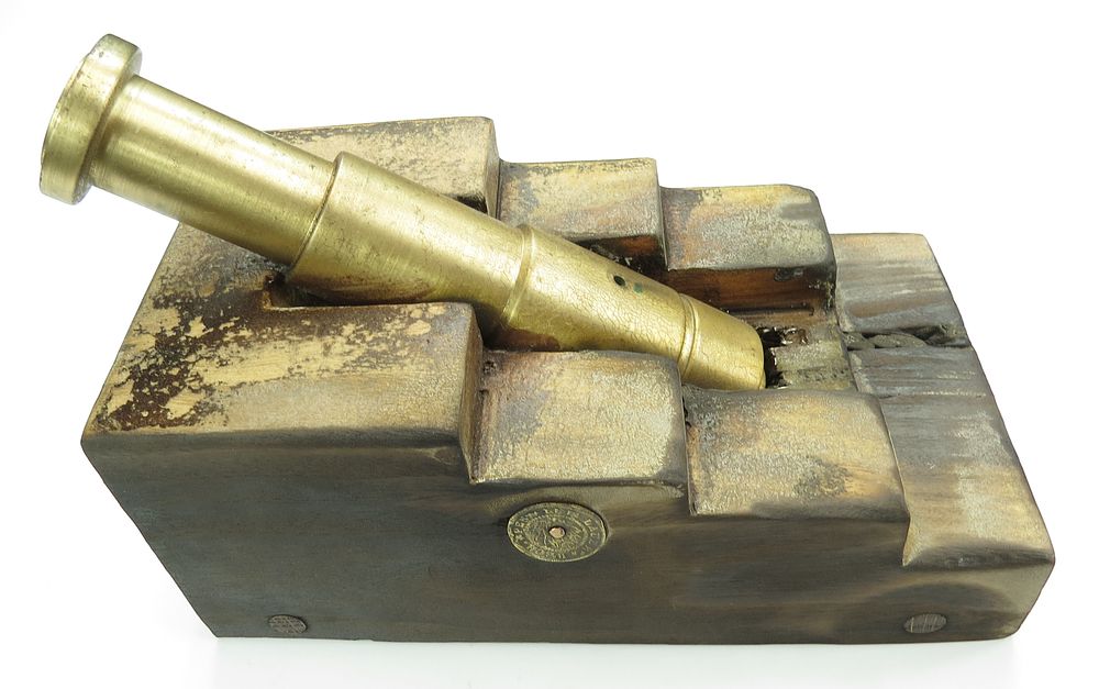 Lot 24: A BLACK POWDER CANNON
