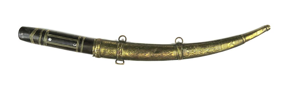 Lot 29: AN ARAB DAGGER