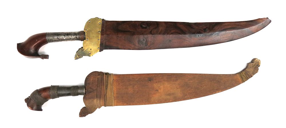 Lot 30: A PHILIPPINES BARONG SWORD