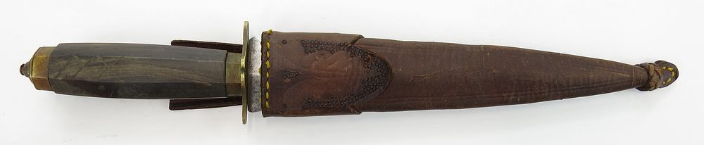 Lot 74: A PHILIPPINES DAGGER