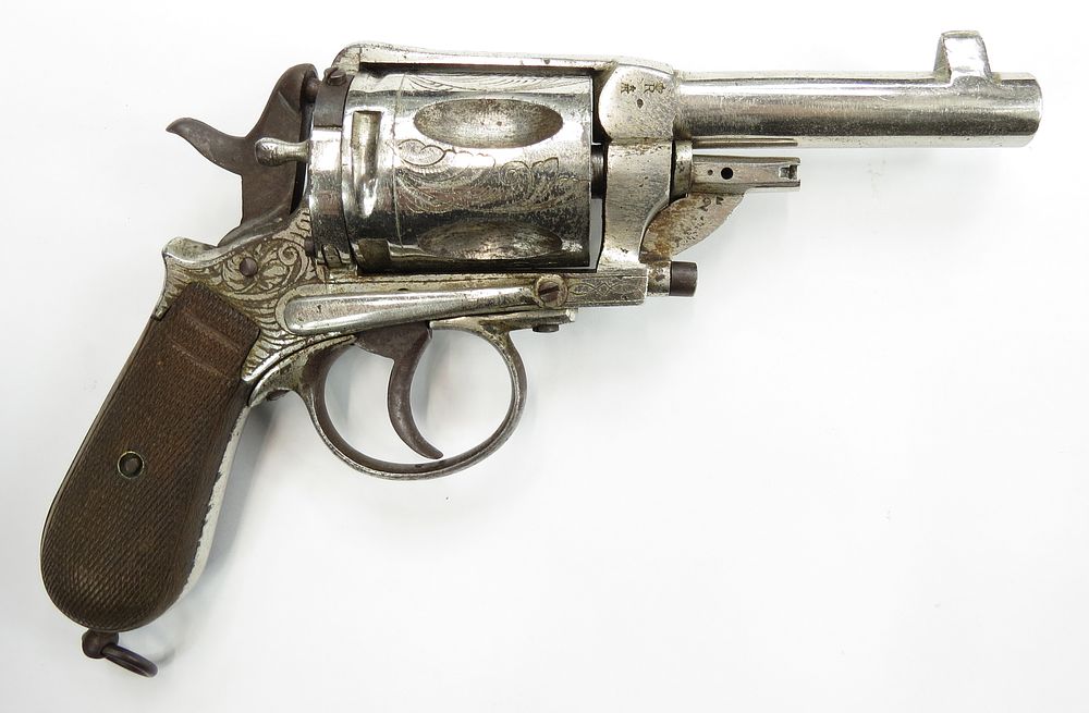 Lot 83: A RARE GASSER MONTENEGRIN REVOLVER PISTOL