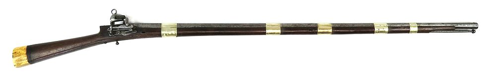 Lot 100: A RARE CAUCASIAN MIQUELET RIFLE