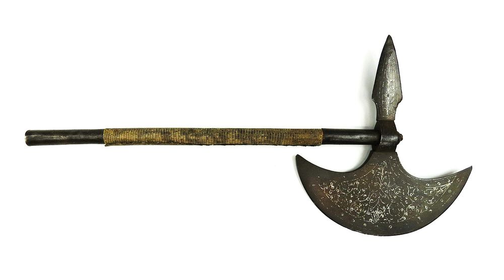 Lot 191: A RARE SUDANESE BATTLEAXE