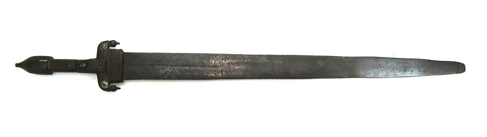 Lot 201: AN EXTREMELY RARE MEDIEVAL ARAB SWORD