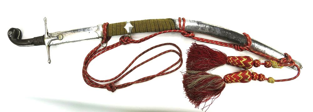 Lot 211: A FINE SYRIAN SHAMSHIR SWORD